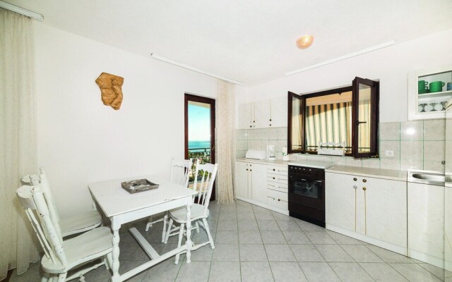 Awesome Home in Sevid With Wifi and 3 Bedrooms