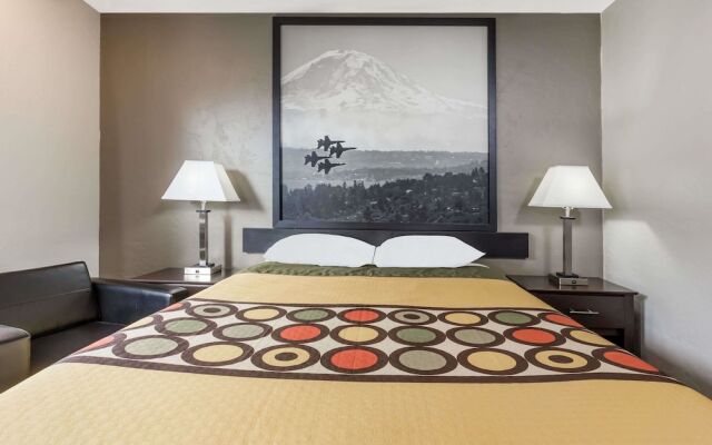 Super 8 Motel - Bremerton