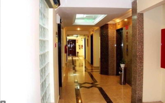 Al Muraqabat Plaza Hotel Apartments