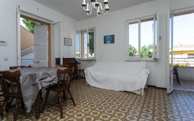 M121 - Marcelli, Trilocale Con Terrazzo a 80mt Dal Mare