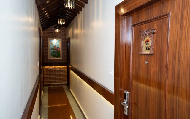 Airport Himalaya Boutique Hotel