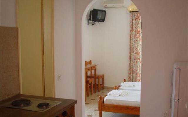 Evi-Ariti Apartments