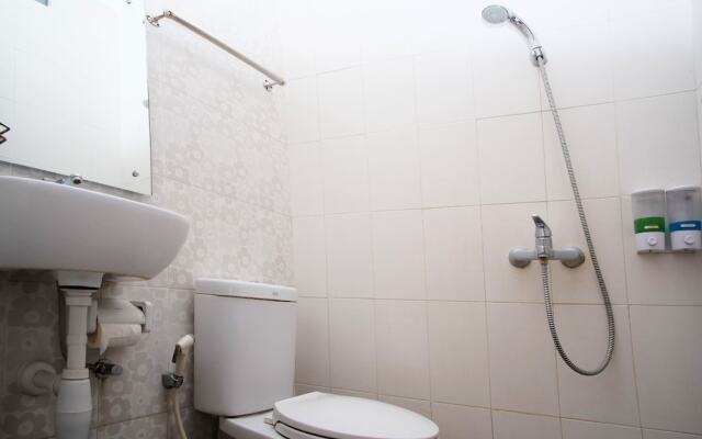 ZEN Rooms Basic Audah Syariah Sutos