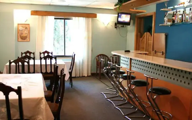 Hotel Meridian