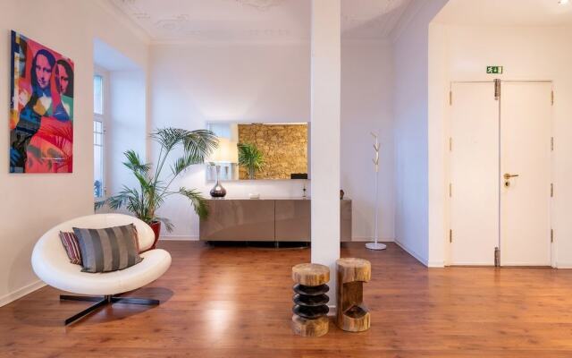 Wide and Modern Apartment in Lisbon