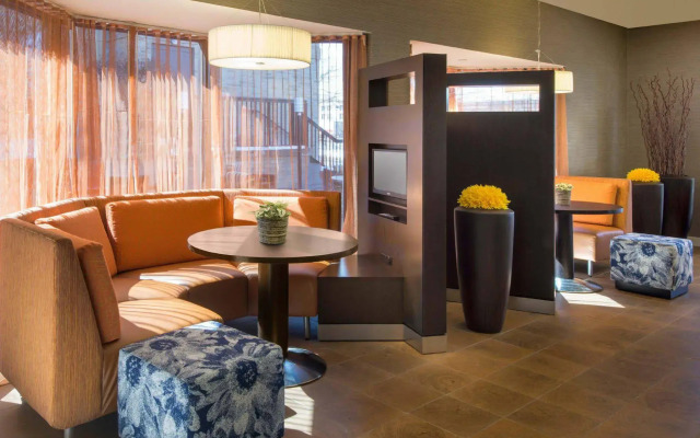 Courtyard by Marriott Cleveland Beachwood