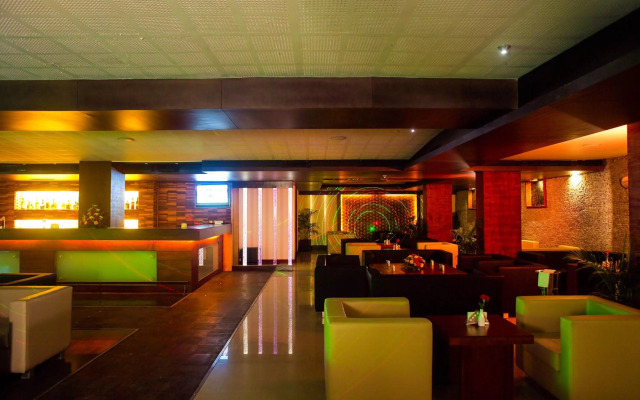 OYO 1686 Park Connect Hotel