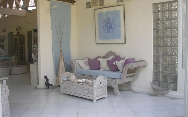 Shady Grove Healing Centre and Homestay