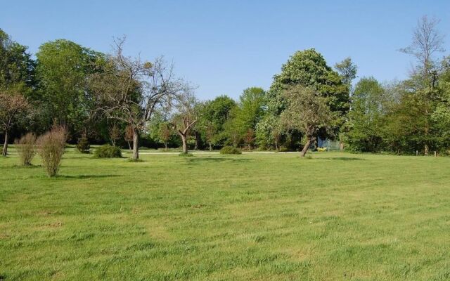 Manoir De La Plane B&B