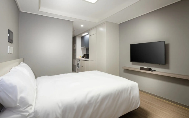 Sollago Myeongdong Hotel & Residence