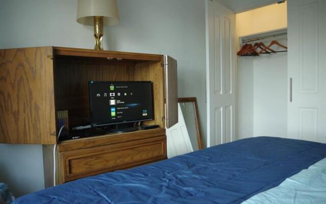 Modern Elevator Building with Attended Lobby