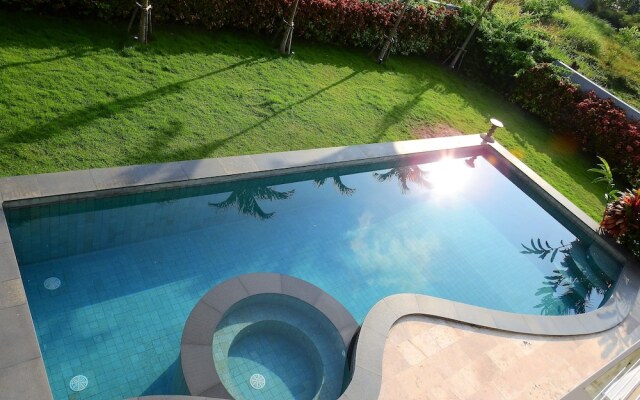The Summer Villa