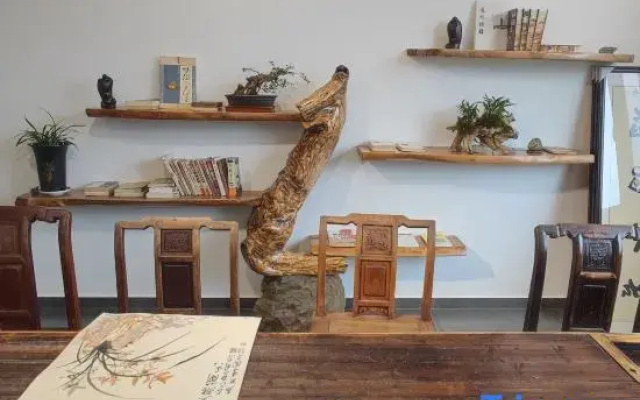 Liyuan Homestay (Taohua Tan)