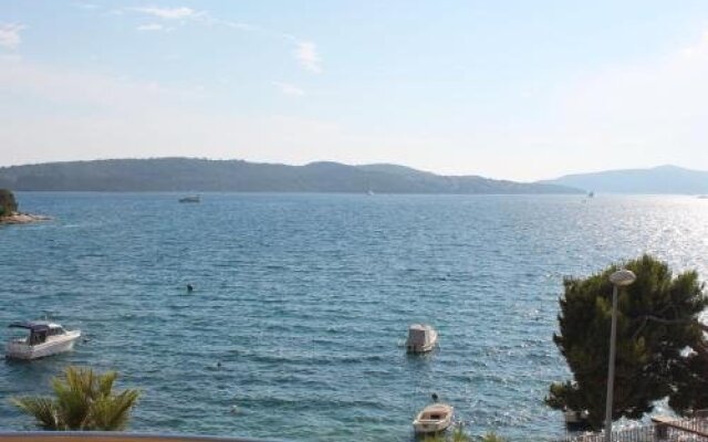 Apartments Dado Trogir