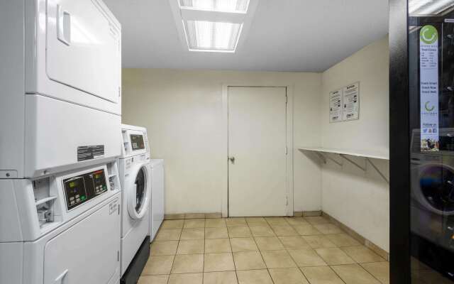 Travelodge by Wyndham Essington / Philadelphia Airport