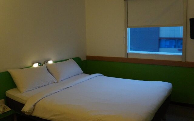 Hotel ibis budget Jakarta Airport