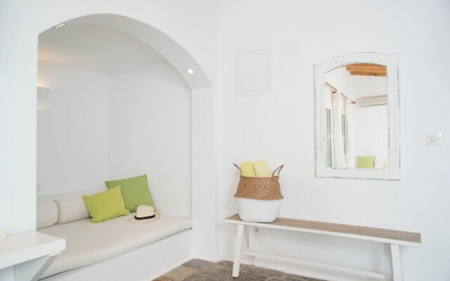 Skiathos Holidays Suite