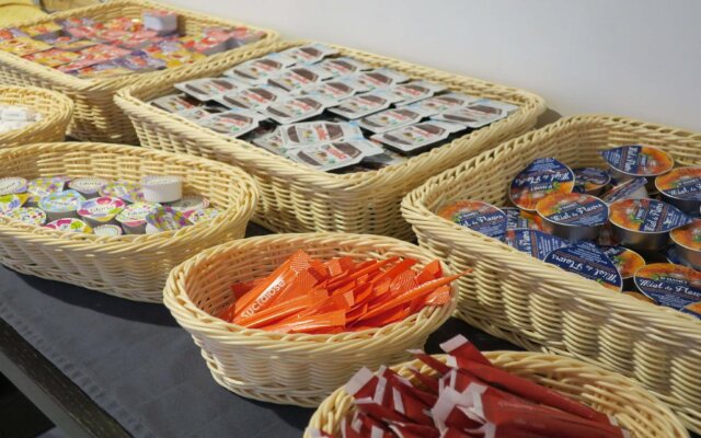 Brit Hotel La Ferté-Bernard