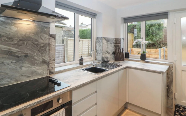 12 Merefell Road