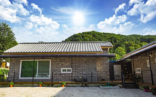 Yangpyeong August 31 Pension