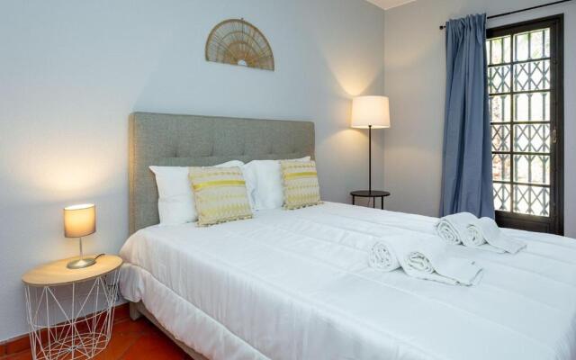 Gorgeous 2BDR Apartment W/Patio & Pool by LovelyStay
