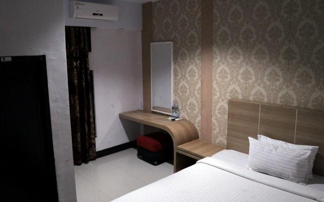 RedDoorz @ Pasangkayu Mamuju Utara