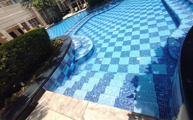 Lux BnB Standpoint Towers Burj & Fountain Views