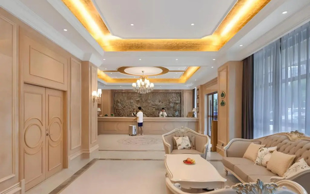 Vienna Hotel Nanchang Honggutan Wanda