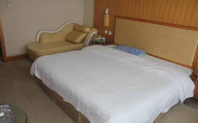 Guangyuan Dingshan Hotel