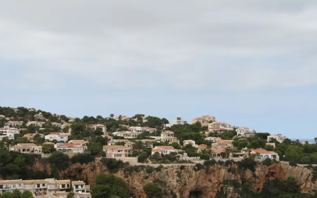Monta ar in Bah a de J vea