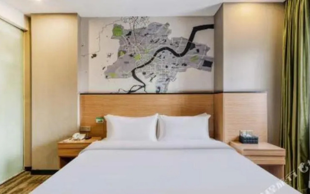 Vatica Hangzhou Xiasha Media College Hotel