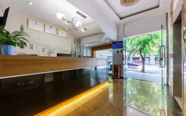 Zhaoying Hotel
