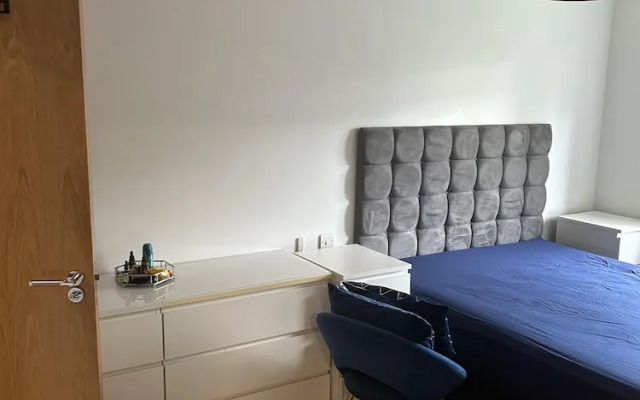 Inviting 2-bed Apartment in Bushey
