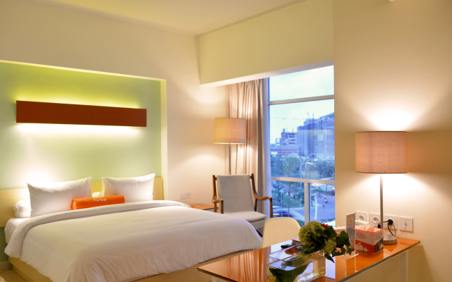HARRIS Hotel & Conventions Bekasi – Guest Rooms – Bekasi