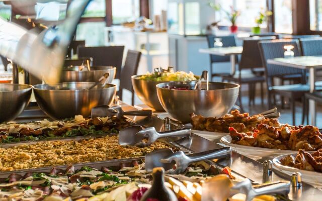 Nicolaus Club Alimini Smile