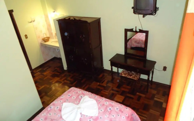 Hotel Iria's