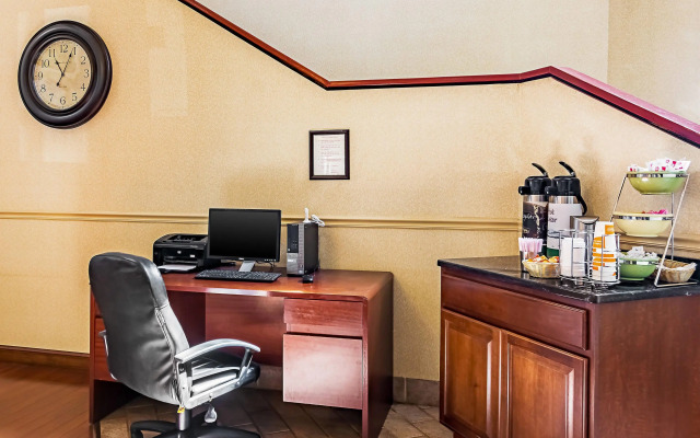 Quality Inn Burkeville Hwy 360 & 460