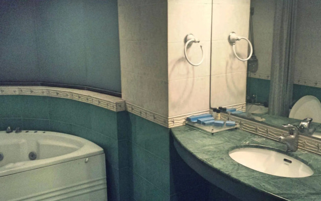 Faletti's Express Hotel