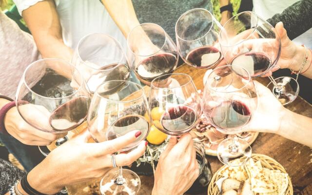 The Eddy Taproom & Hotel