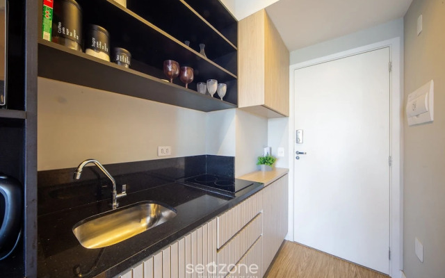 Beautiful Studio 290m From the Metro Hox1010