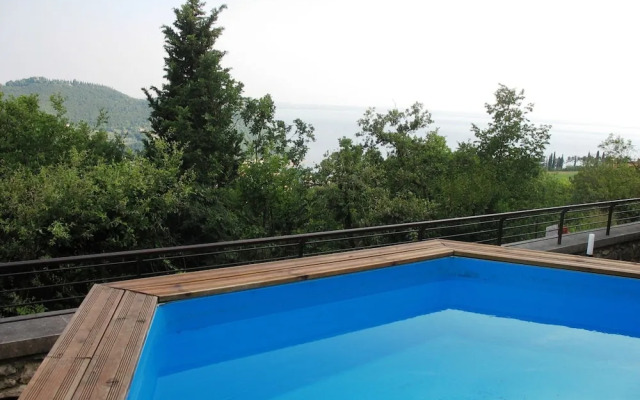 Holiday Home in Marciaga With Pool & Gulf Views