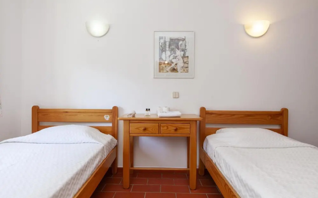N 01 - Bedroom 1 in Amaro Sight Guesthouse