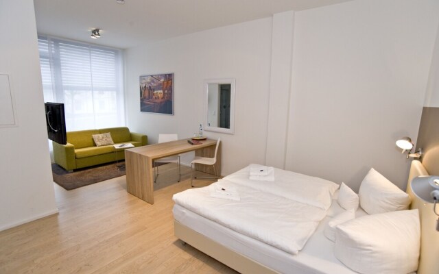 SCHROEDERS Apartement Hotel