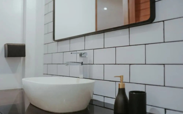 PORTER HOTEL - Surf & Yoga Retreat