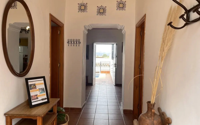 Casa Paquita con Piscina Privada en Maro By At Hom