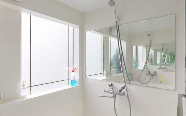 Hotel Adonis - Hostel