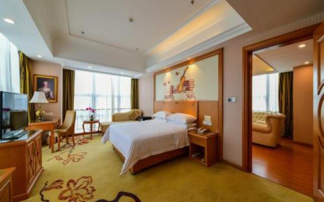 Vienna International Hotel (Kunshan Qingyang North Road Wanda)