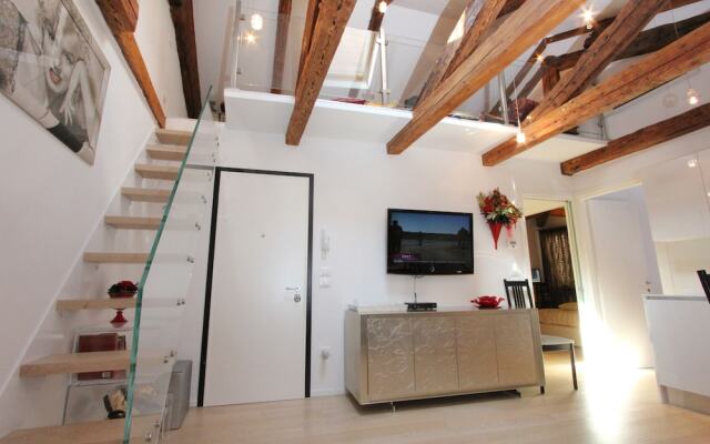 City Apartments - Gold