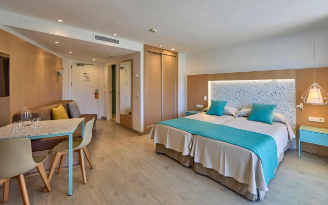 Venue  - The Lily