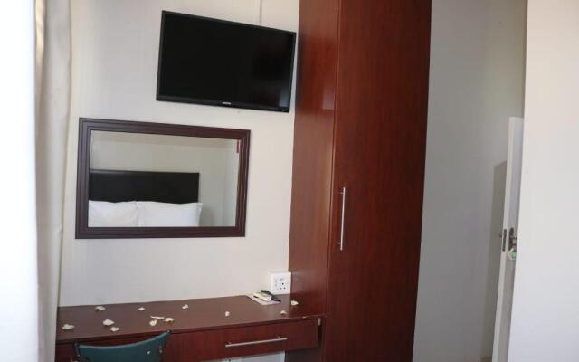 Bentley Lodge and Lifestyle